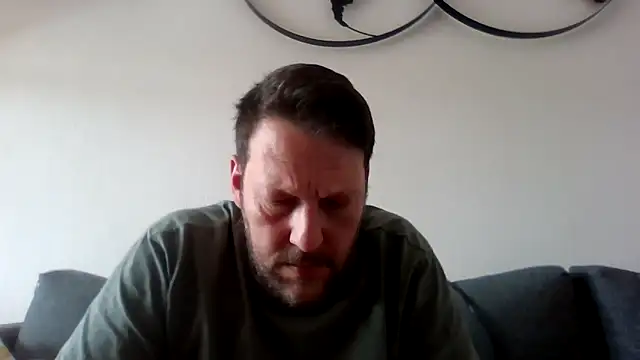 BennyLommy online show from April 2026 02:04:01 PM