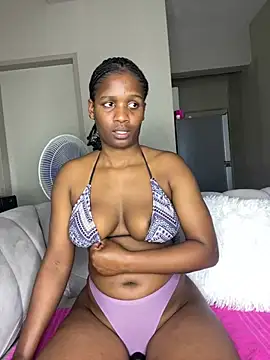 Snapshot of Kinkyy_ chatting on December 2024 08:25:02 AM Kinkyy online show from December 2024 08:25:02 AM