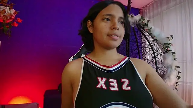 Emmapark  online show from March 2026 06:42:02 PM