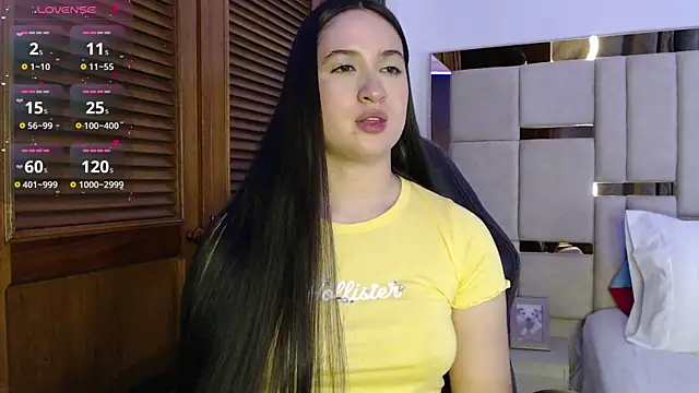 Snapshot of sofiaduque_26 chatting on February 2025 11:54:01 PM sofiaduque 26 online show from February 2025 11:54:01 PM