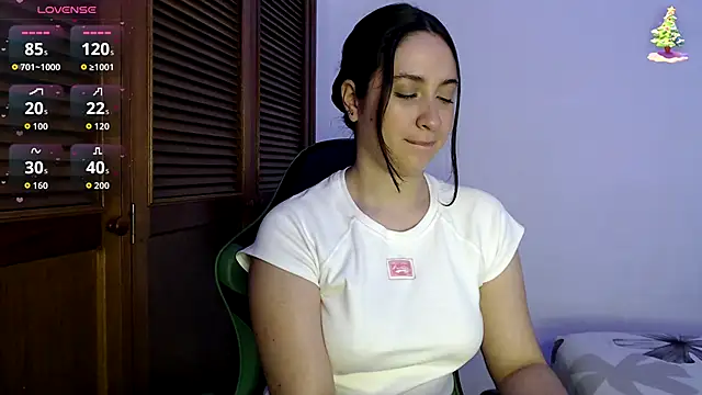 Snapshot of sofiaduque_26 chatting on November 2025 07:17:01 PM sofiaduque 26 online show from November 2025 07:17:01 PM