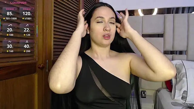 sofiaduque 26 online show from July 2026 08:05:01 PM