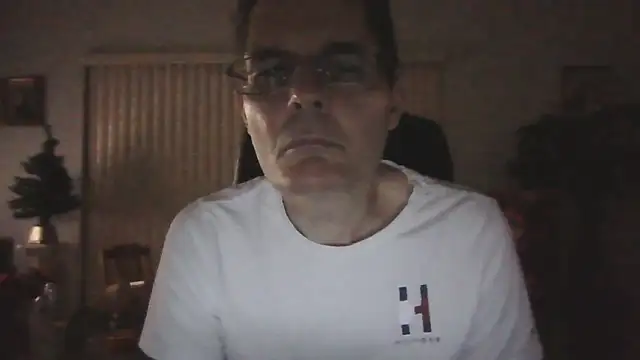 Copfiremen4566 online show from December 2025 04:07:01 AM