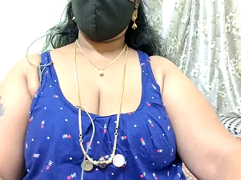 Snapshot of Pallavi-sri chatting on February 2025 06:22:02 AM Pallavi-sri online show from February 2025 06:22:02 AM