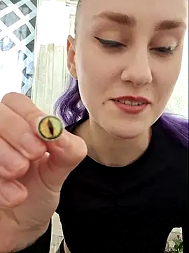 Erotic Synth Goddess online show from April 2026 03:10:02 PM