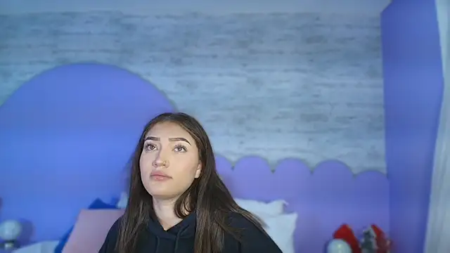 Giaa Ross online show from February 2026 07:34:02 PM