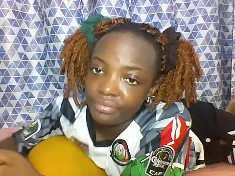 HOTBABE19 online show from March 2025 06:18:01 PM