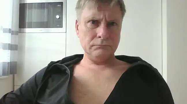 johnnym1 online show from January 2025 10:16:01 AM