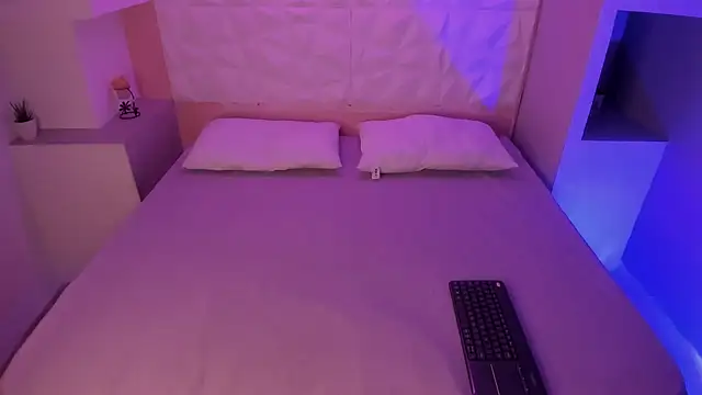 RenataEvans online show from October 2025 04:07:02 PM