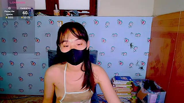   Saphia   online show from January 2025 04:52:01 AM