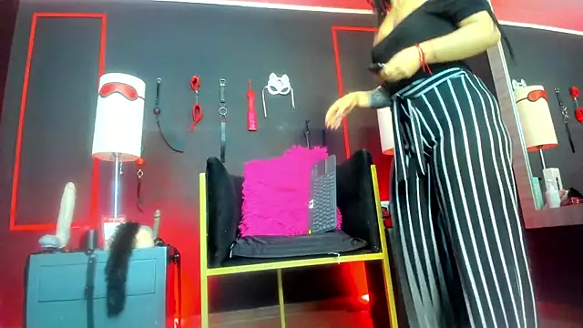 CharlotteScotte online show from October 2025 11:55:01 AM