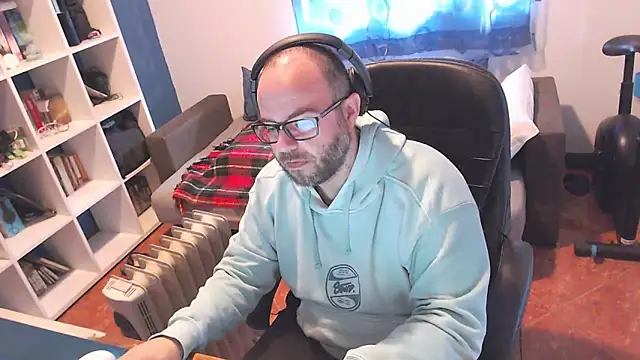 ravingr4d4 online show from March 2025 12:15:01 PM