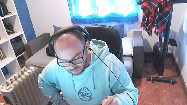 ravingr4d4 online show from March 2025 09:12:02 AM