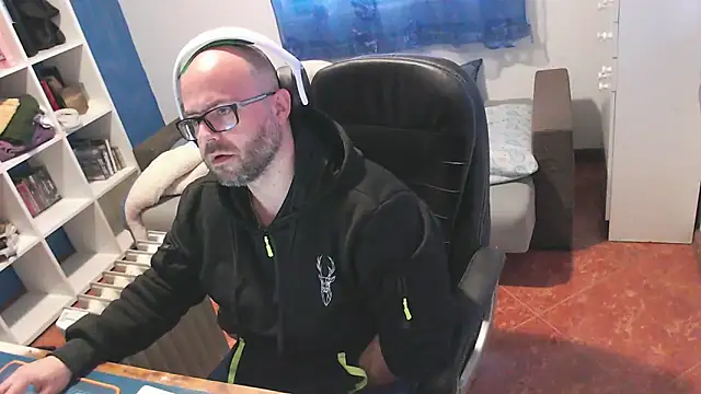 ravingr4d4 online show from March 2026 01:48:02 PM