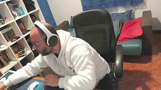 ravingr4d4 online show from March 2026 09:14:01 PM