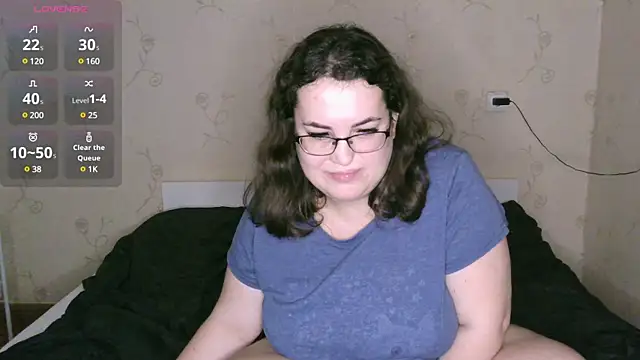 Snapshot of VladaCandy chatting on December 2024 01:58:02 AM VladaCandy online show from December 2024 01:58:02 AM