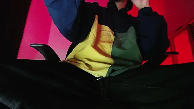 zacwatson  online show from November 2025 02:10:02 AM