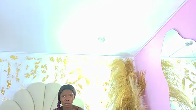 bonieklent online show from October 2025 03:29:02 AM