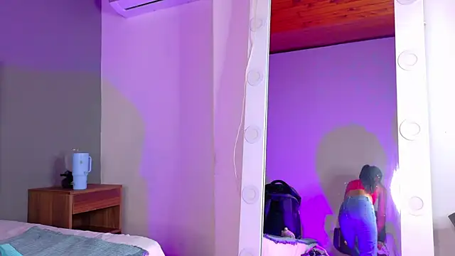 rachellmartinez online show from November 2025 11:41:01 AM