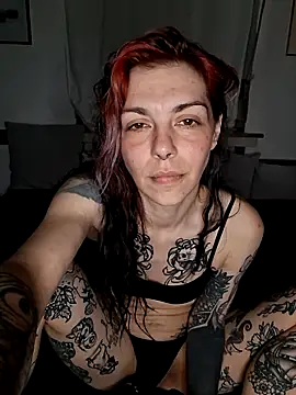 SophiaBlackfoxx online show from April 2026 09:07:02 PM