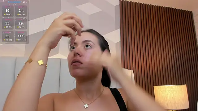 Julietasantos   online show from June 2026 06:41:01 PM