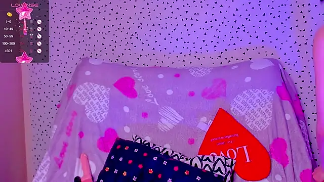 Vanessa Florence online show from March 2025 01:32:02 AM