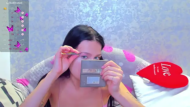 Vanessa Florence online show from October 2025 01:20:01 AM