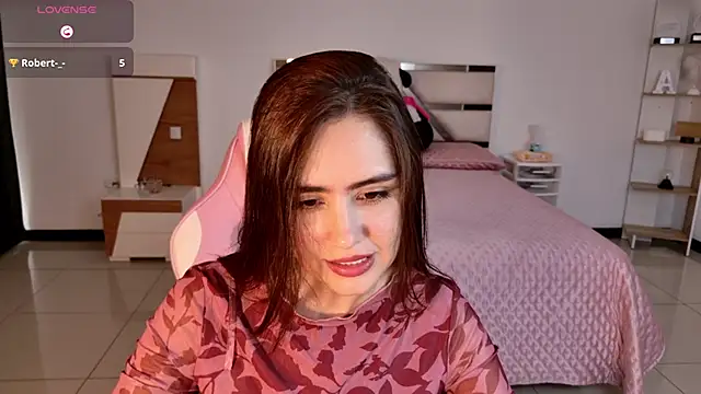 Snapshot of AllisonPalmer chatting on November 2025 05:58:02 PM AllisonPalmer online show from November 2025 05:58:02 PM