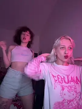 Dooubletroublee online show from May 2026 01:58:01 AM