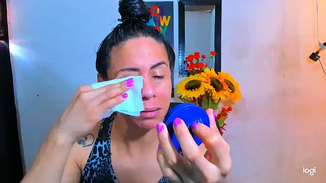 juanblakbigcock online show from March 2026 04:11:01 PM