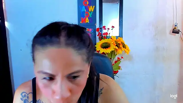Snapshot of juanblakbigcock chatting on June 2026 04:44:01 PM juanblakbigcock online show from June 2026 04:44:01 PM
