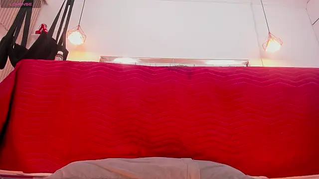 PittAndLunaa online show from January 2025 01:22:02 PM