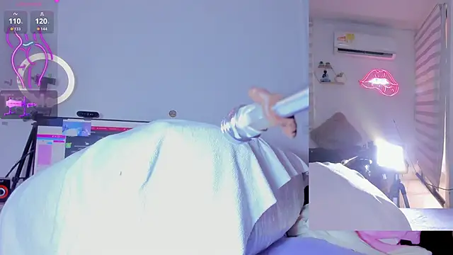 Abigail Girl   online show from January 2026 05:15:01 PM