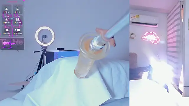 Abigail Girl   online show from March 2026 05:09:01 PM