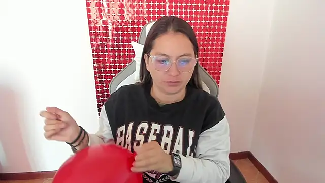 samantha  wilson online show from February 2025 01:18:02 PM