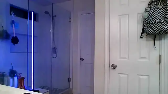 El Gizmo online show from April 2026 12:19:02 PM