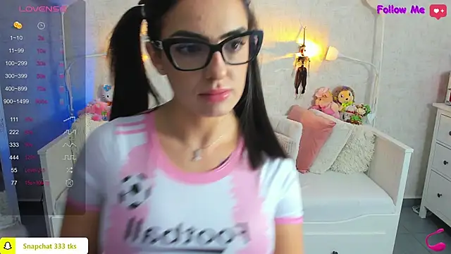 LindsayDeee online show from October 2025 04:46:02 AM