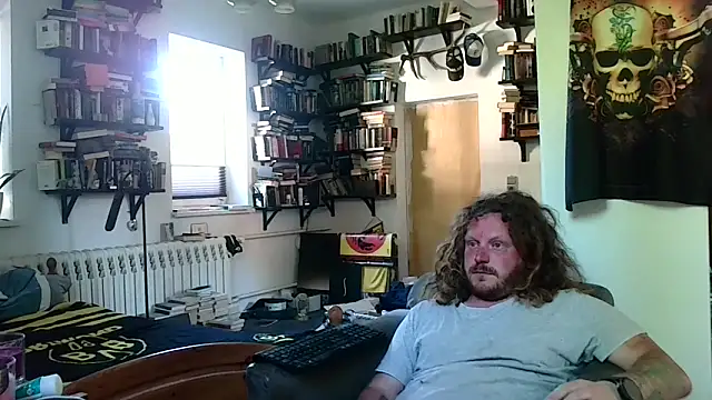 sunr1sa online show from May 2026 04:58:01 PM