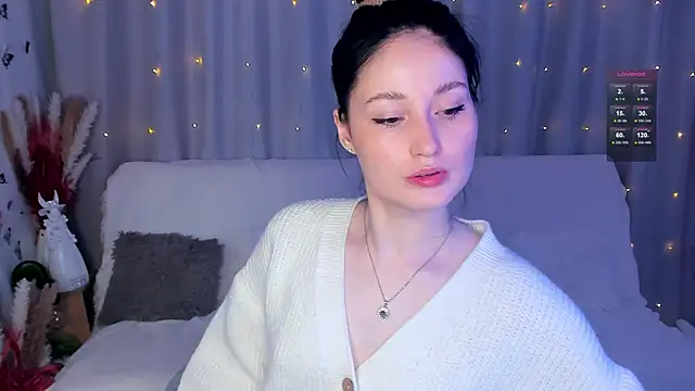 LisaMooore online show from February 2025 03:42:01 AM