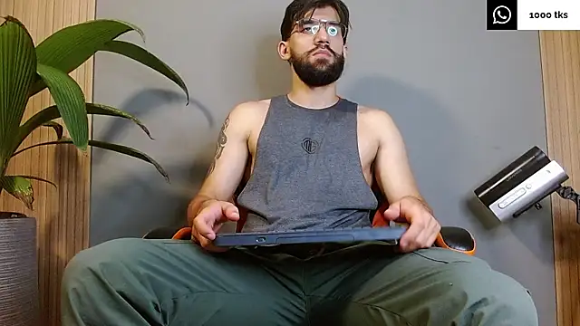 Mr WhiteCock online show from September 2025 11:10:01 AM