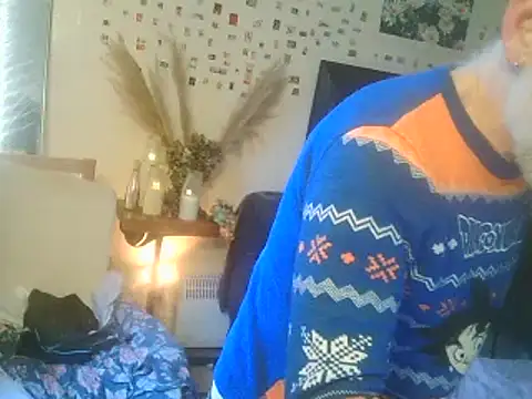 Snapshot of DaddyQuimHot chatting on December 2024 11:28:01 AM DaddyQuimHot online show from December 2024 11:28:01 AM