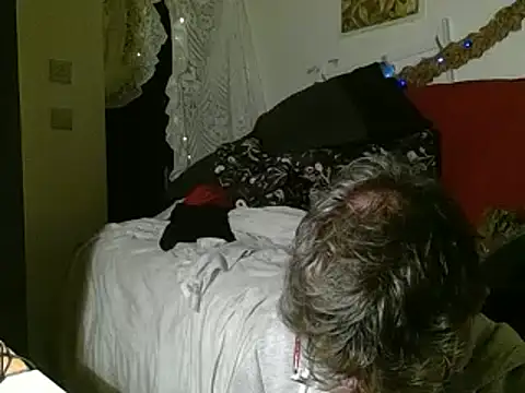 Snapshot of DaddyQuimHot chatting on November 2025 12:10:01 AM DaddyQuimHot online show from November 2025 12:10:01 AM