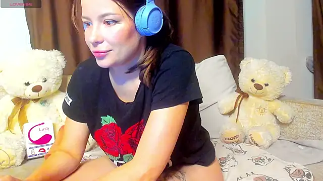 Leila purr18 online show from October 2025 09:13:02 PM