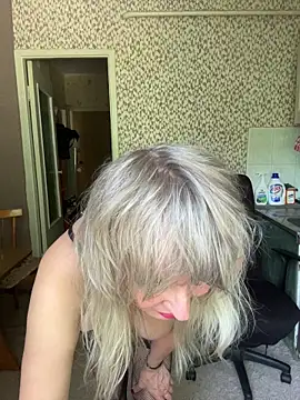 Snapshot of EsterHotMilf chatting on June 2026 11:56:02 AM EsterHotMilf online show from June 2026 11:56:02 AM