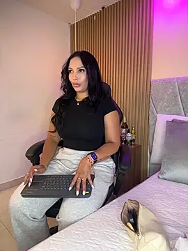 Snapshot of Dakota_diaz_ chatting on June 2026 07:35:02 PM Dakota diaz online show from June 2026 07:35:02 PM