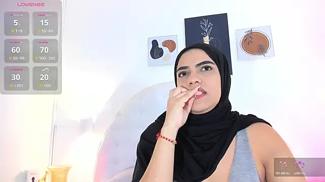 Umarani  online show from November 2025 06:30:02 PM