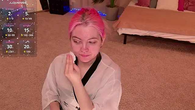 Lisa Adam online show from July 2026 06:32:02 PM