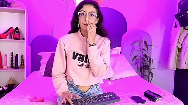 SophieGomez22 online show from April 2026 11:14:02 AM