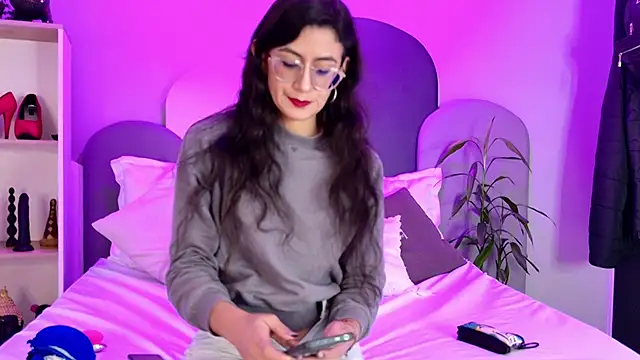 SophieGomez22 online show from April 2026 11:34:01 AM