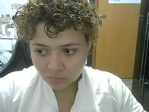 Snapshot of RuthBunny chatting on June 2026 08:09:01 PM RuthBunny online show from June 2026 08:09:01 PM